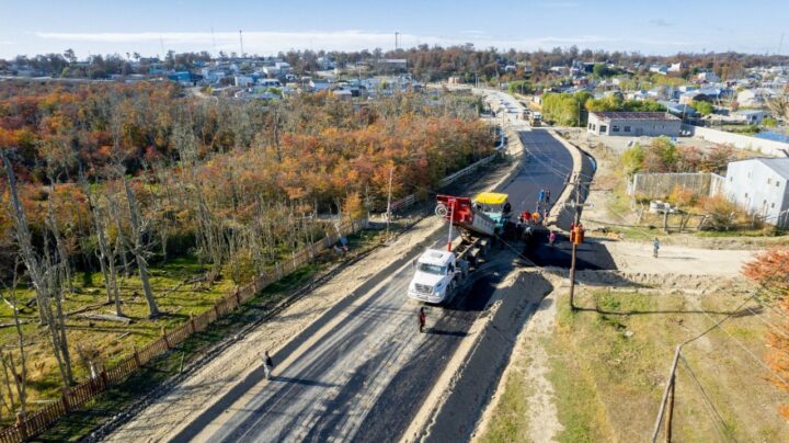 Se reactivó la obra de la bajada del lago y empieza el movimiento para