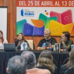 La Editora Cultural presentó en la feria del libro la obra pictórica de Niní Bernardello “Dibujando en el horizonte”