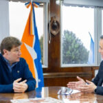 Gobernador Gustavo Melella recibió al Cónsul de Chile en Ushuaia, Rodrigo Toledo