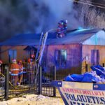 Estaba cocinando y se le prendió fuego el techo de la casa en Ushuaia