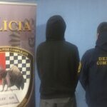 Allanamiento y detención de un menor de 16 años por el apuñalamiento de un joven