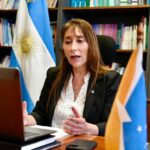 “Lo que cobran los docentes universitarios no alcanza ni para el alquiler en Tierra del Fuego”, afirmó la senadora López